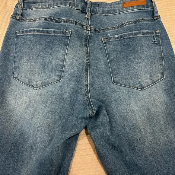 Articles Of Society Denim Blue Boot Cut Jeans, size 27 - Picture 5 of 8